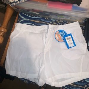 Columbia shorts Nwt